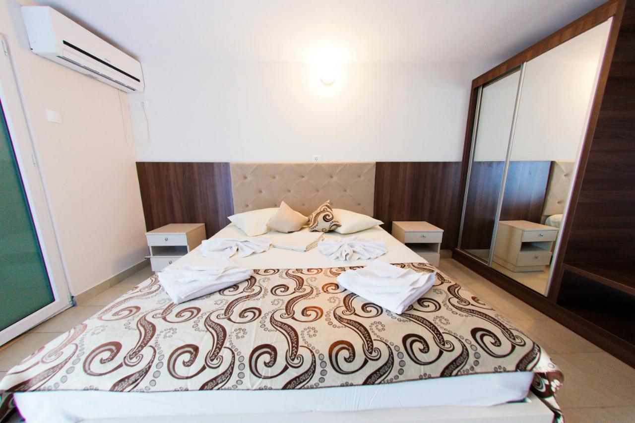 Jijo'S Hotel Mamaia Exteriér fotografie