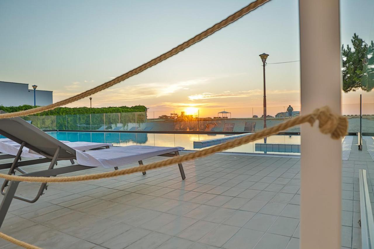 Jijo'S Hotel Mamaia Exteriér fotografie