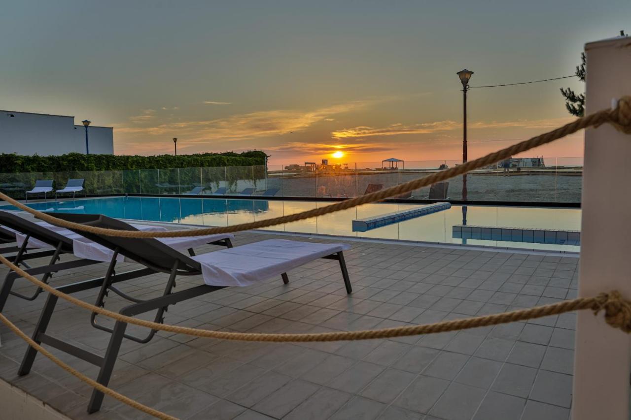 Jijo'S Hotel Mamaia Exteriér fotografie