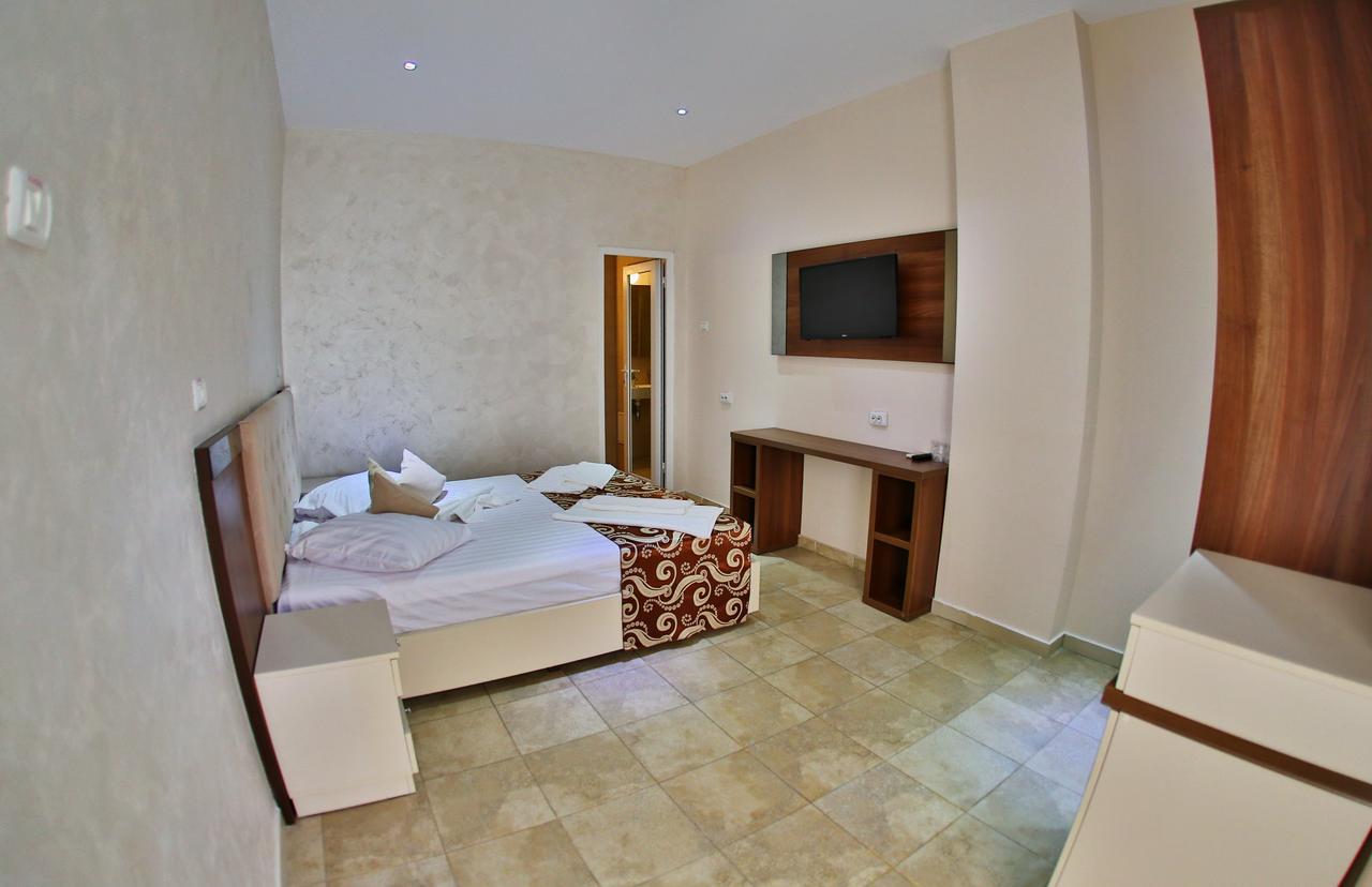 Jijo'S Hotel Mamaia Exteriér fotografie